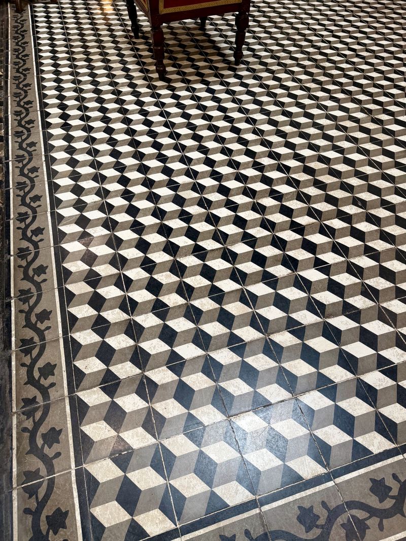 Catedral Metropolitana de Santiago de Chile Floors