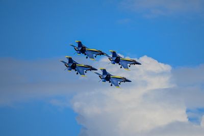 Diamond, Gear Down